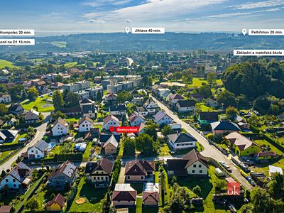 Prodej rodinného domu 305 m², pozemek 638 m²