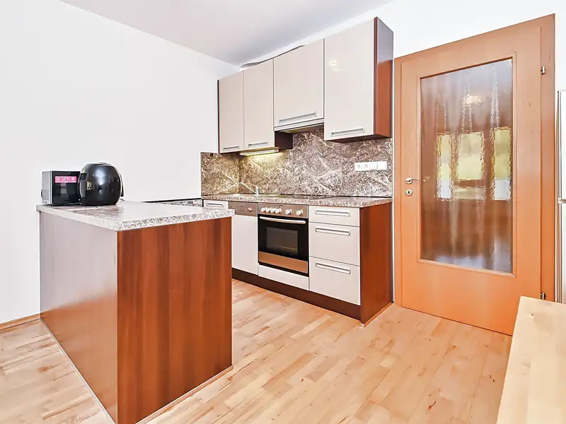 Prodej bytu 1+kk 35 m², Praha – náhled fotky 3