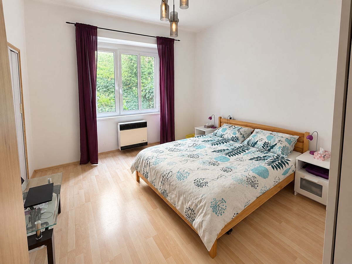 Pronájem bytu 2+kk 56 m² – fotografie 3