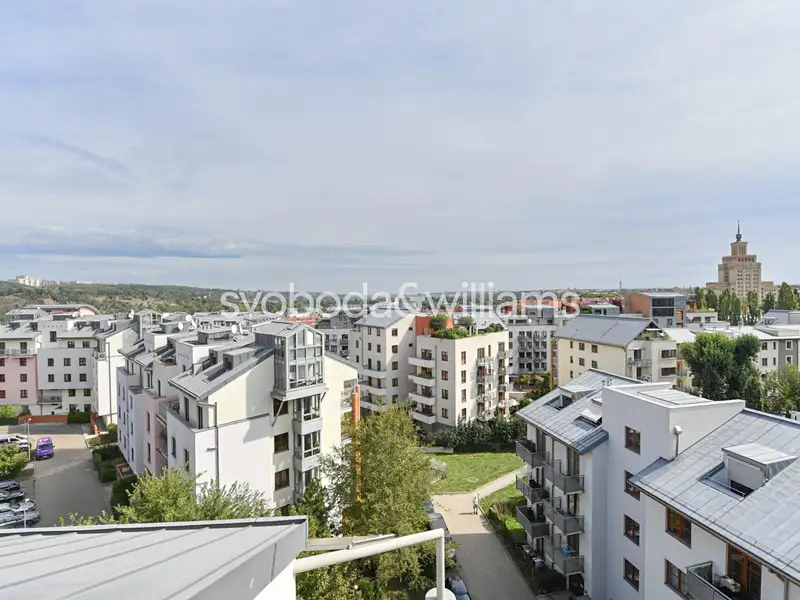 Pronájem bytu 4+1 120 m², Praha – náhled fotky 2