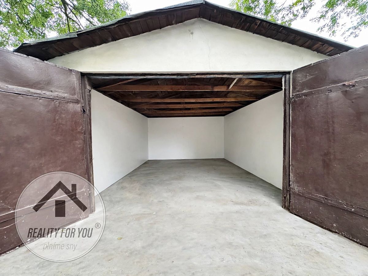 Prodej garáže 26 m² – fotografie 3