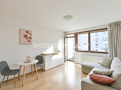 Pronájem bytu 2+kk 48 m²