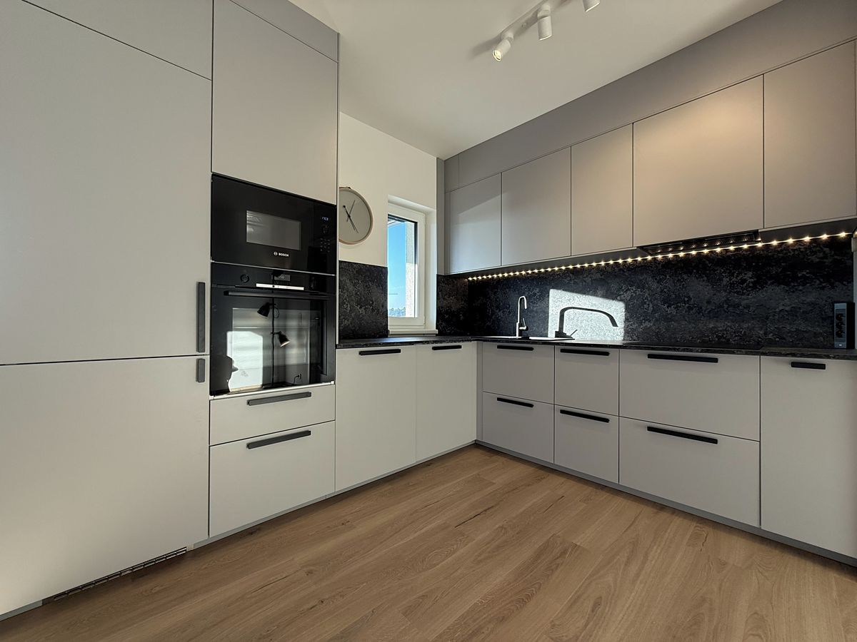 Pronájem bytu 3+kk 79 m² – fotografie 2