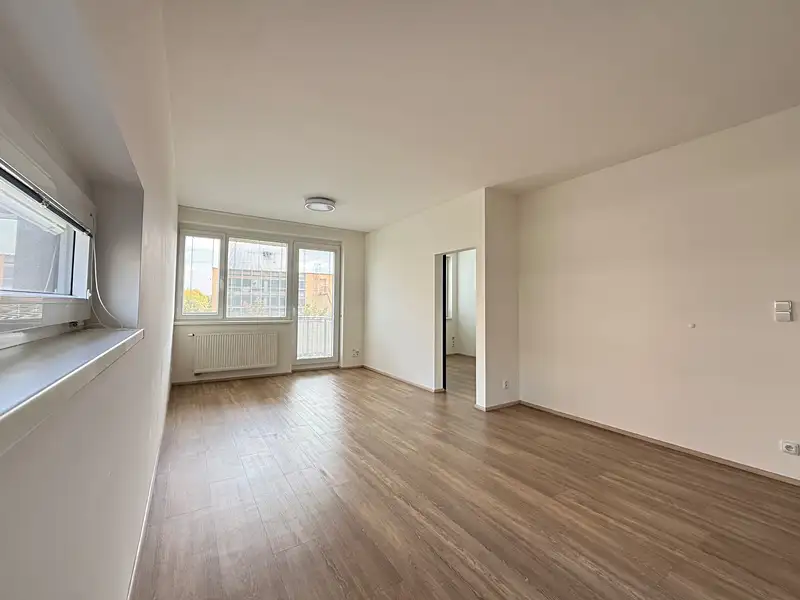 Prodej bytu 2+kk 56 m², Praha – náhled fotky 2