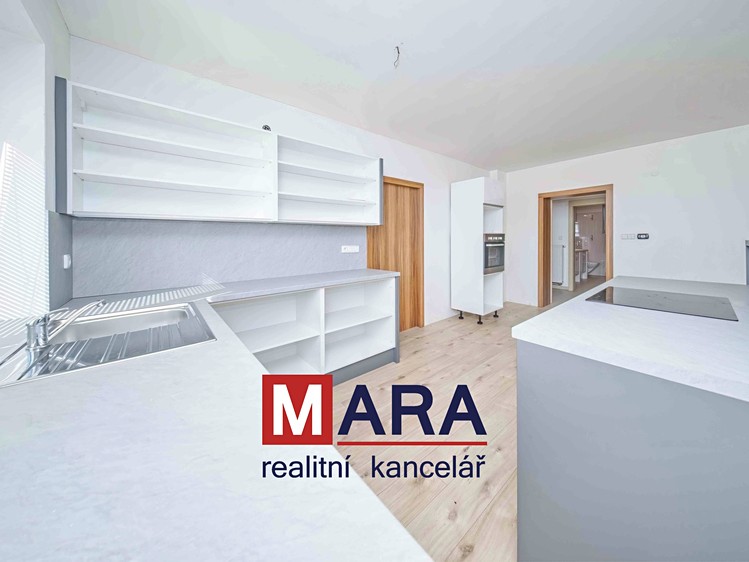 Prodej domu, 380 m² (16 z 34)