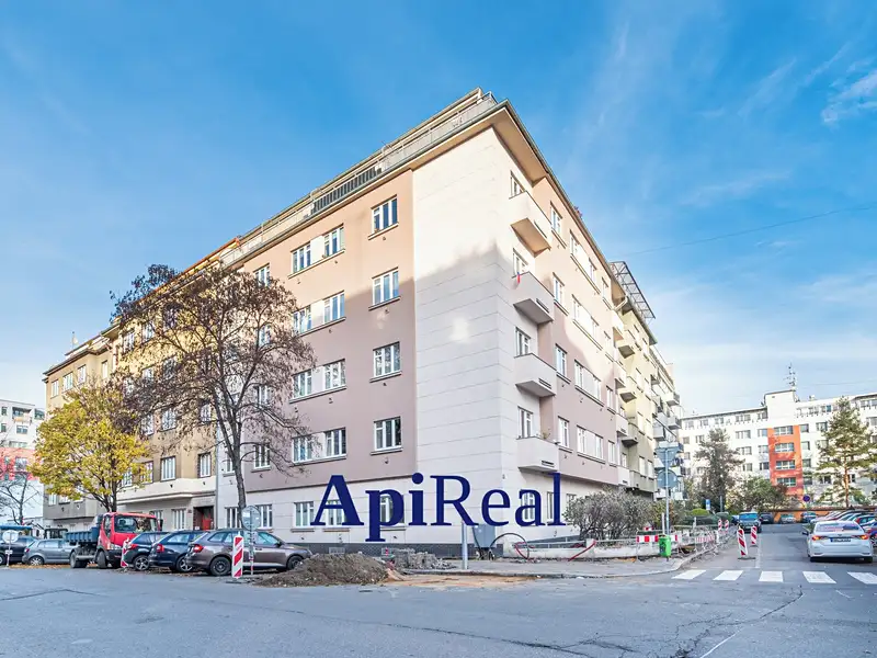Prodej bytu 2+kk 51 m², Praha – náhled fotky 2