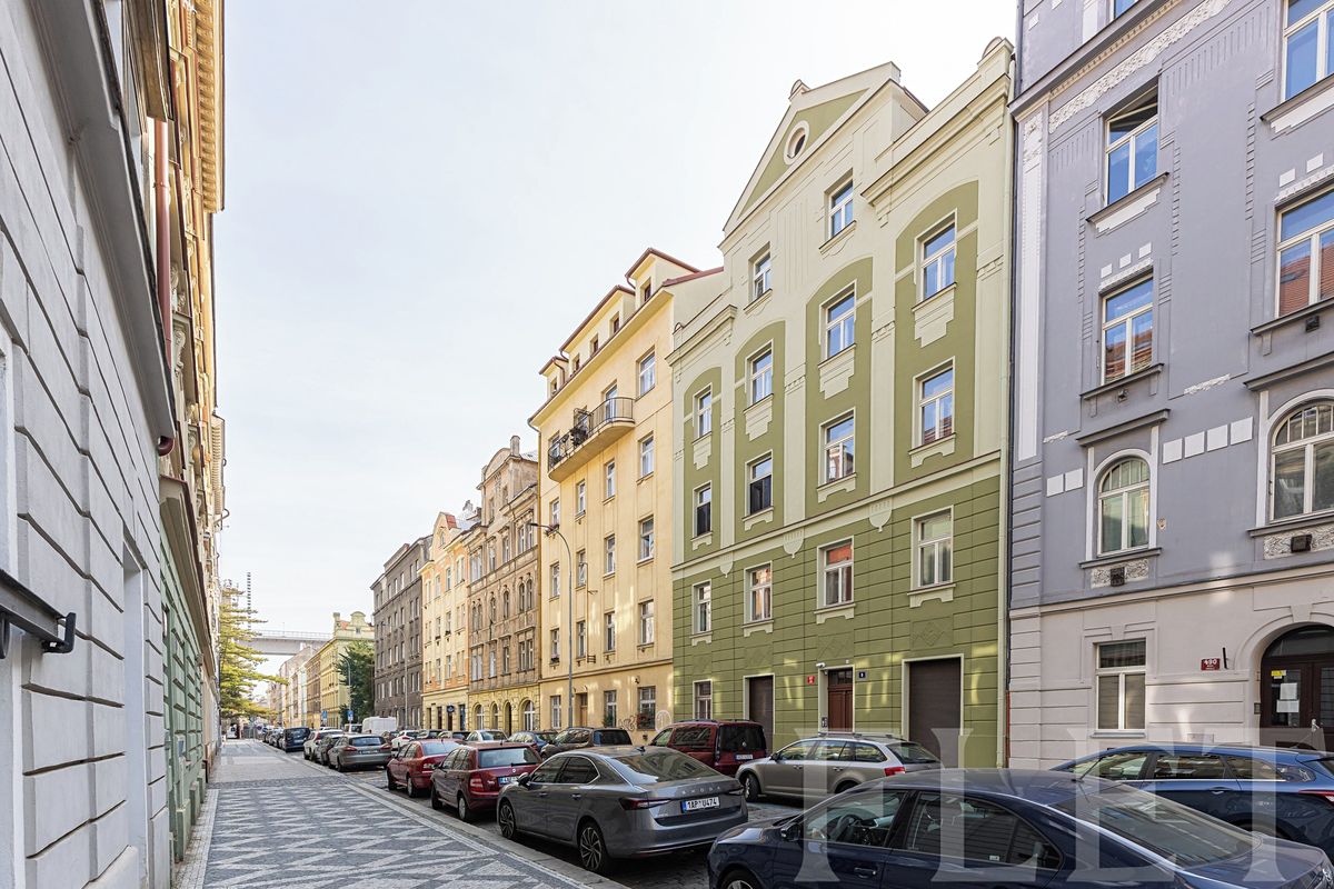 Pronájem bytu 2+kk 50 m² – fotografie 3