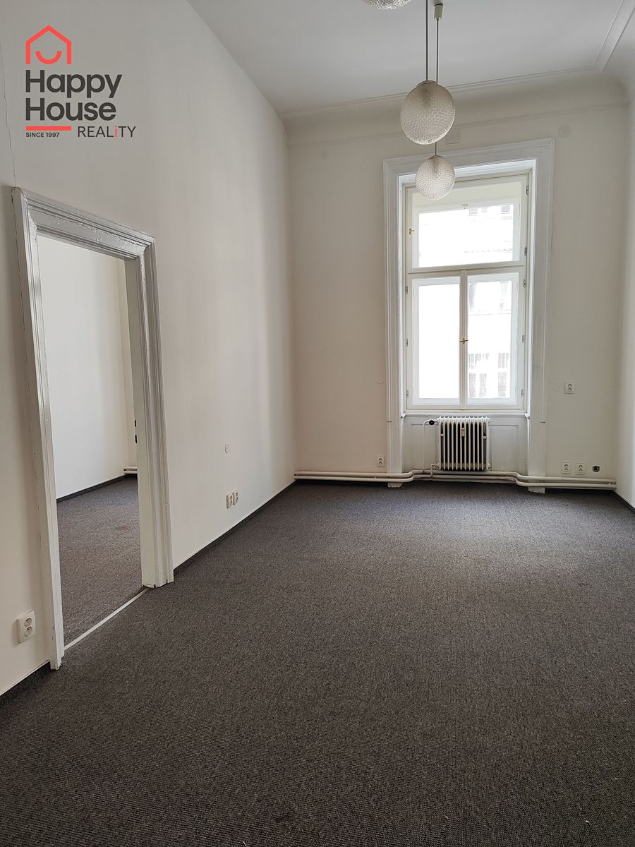 Pronájem kanceláře 30 m² – fotografie 2