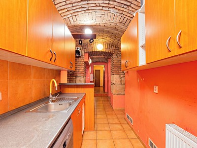 Prodej komerčního prostoru, 164 m² (3 z 20)