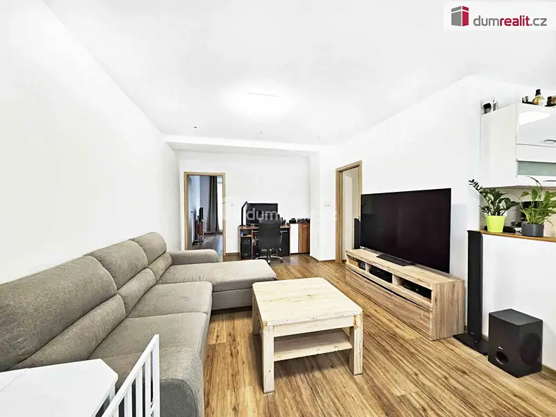 Pronájem bytu 2+1 54 m², Lovosice – náhled fotky 3