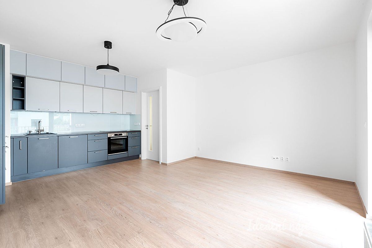 Pronájem bytu 3+kk 89 m² – fotografie 4