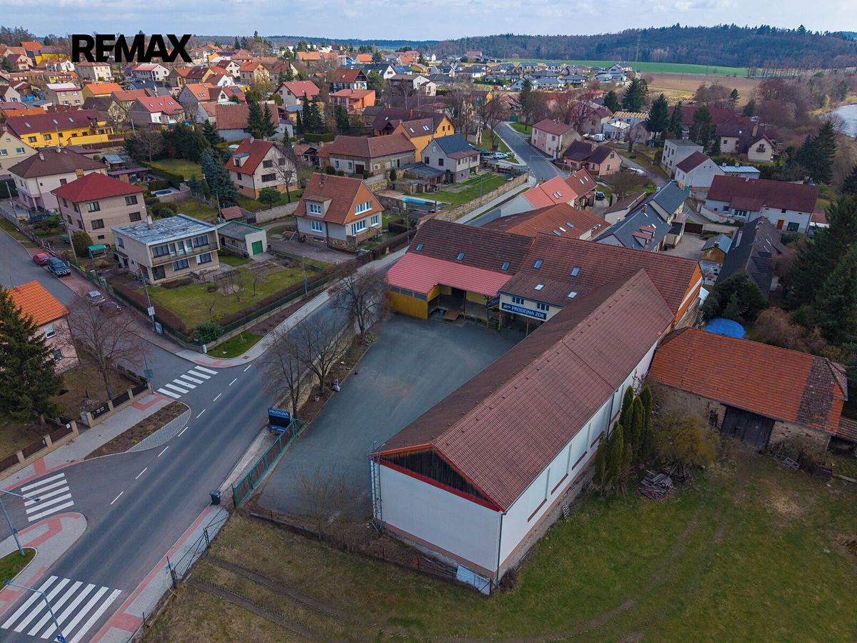 Pronájem skladového prostoru 4300 m² – fotografie 3