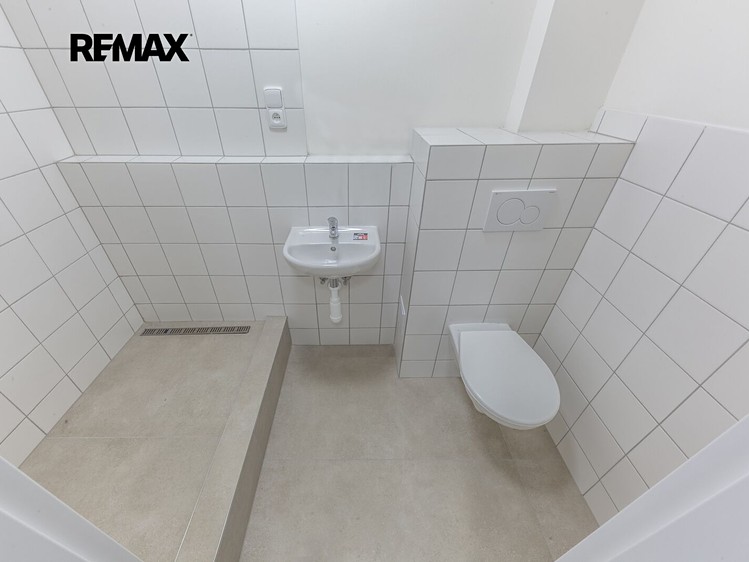 Комерційне приміщення на продаж, 45 м² (14 з 26)