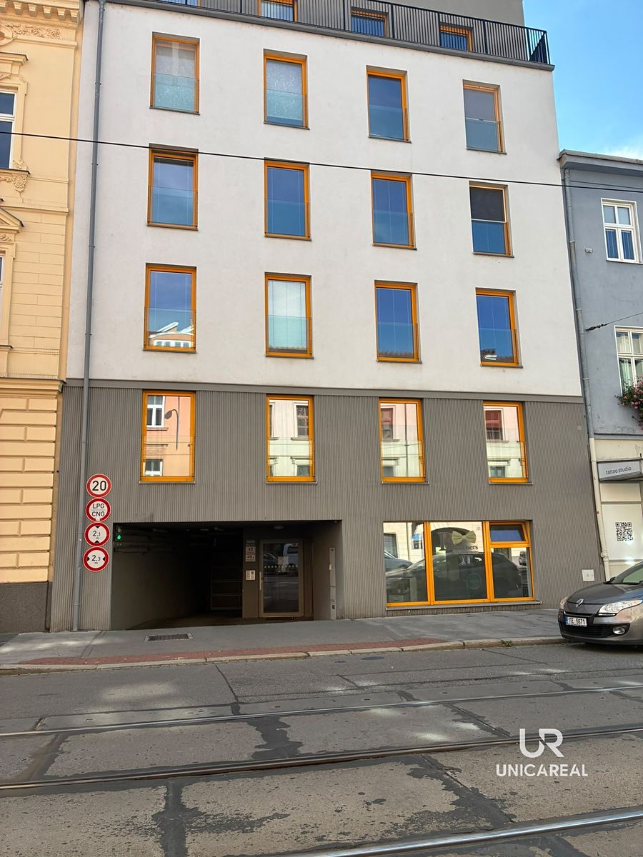 Pronájem garáže 11 m²