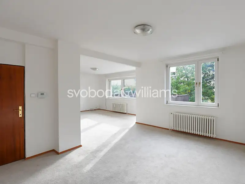 Pronájem rodinného domu 224 m², pozemek 858 m², Praha – náhled fotky 2