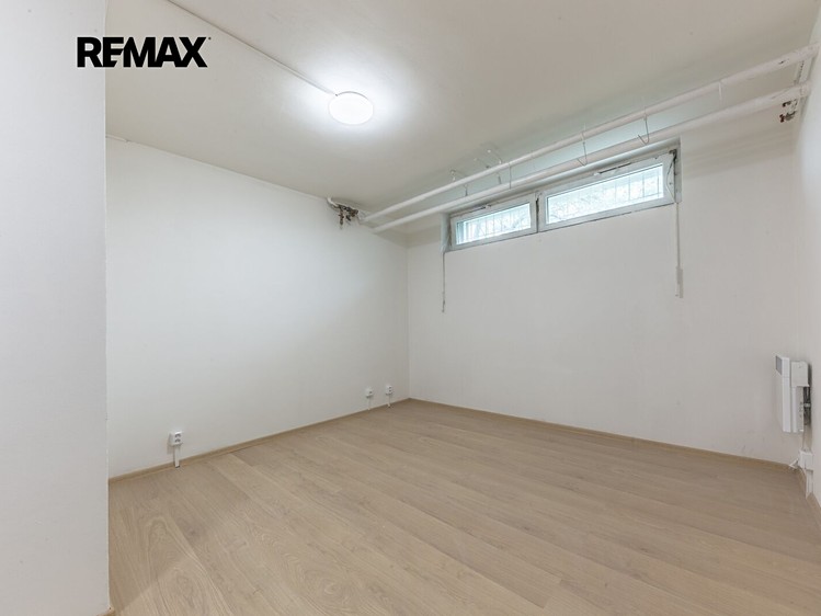 Комерційне приміщення на продаж, 45 м² (11 з 26)