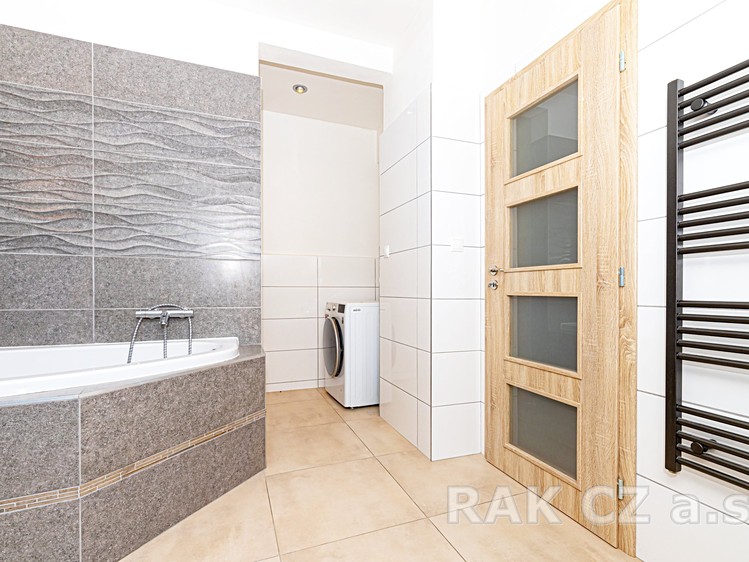 Prodej domu, 338 m² (17 z 19)