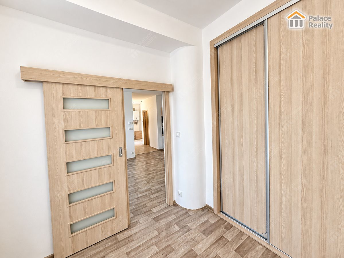 Pronájem bytu 3+kk 47 m² – fotografie 4