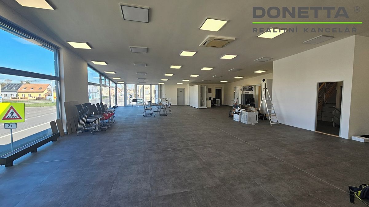 Prodej obchodního prostoru 1000 m² – fotografie 3