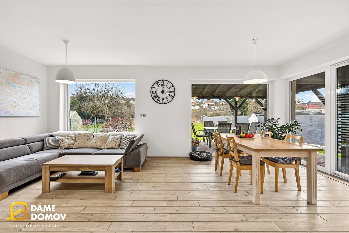Prodej rodinného domu 132 m², pozemek 2037 m² – fotografie 5