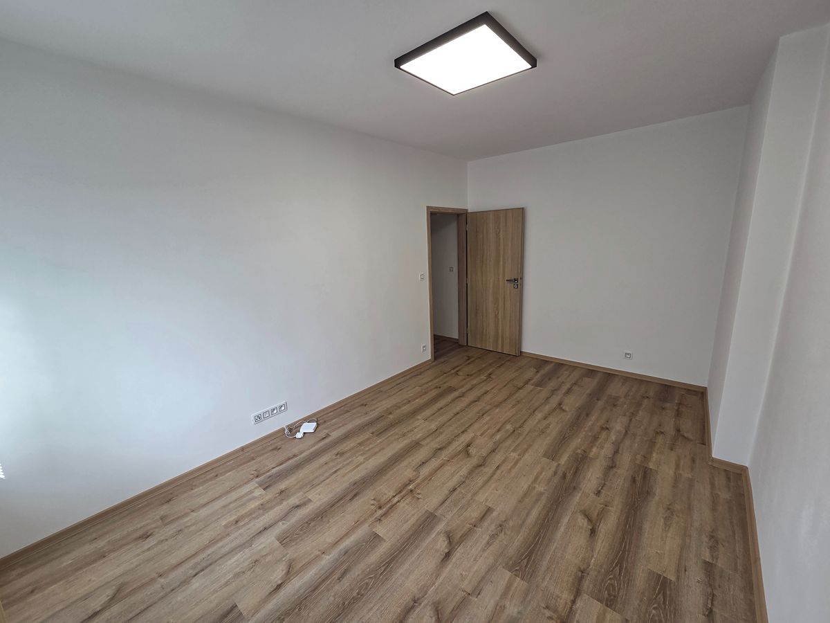 Pronájem bytu 2+1 51 m² – fotografie 5