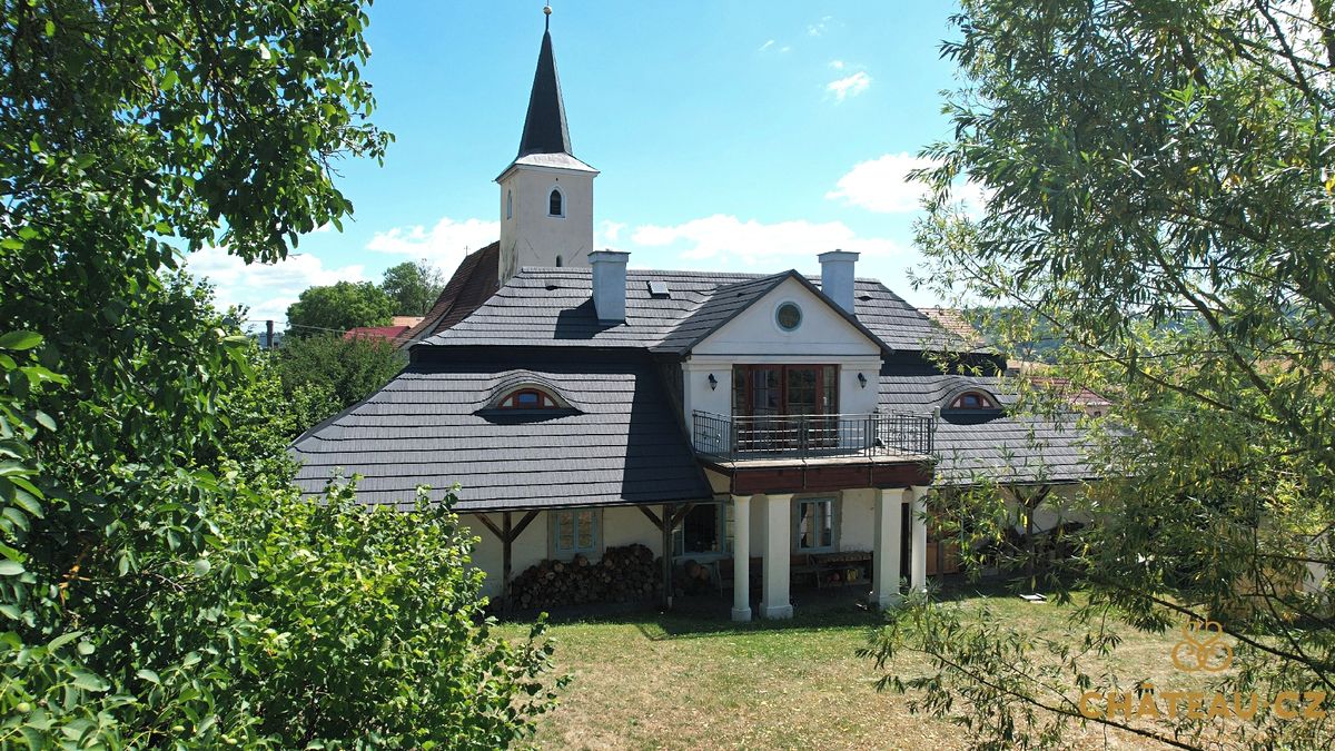 Prodej památky 300 m², pozemek 4906 m²