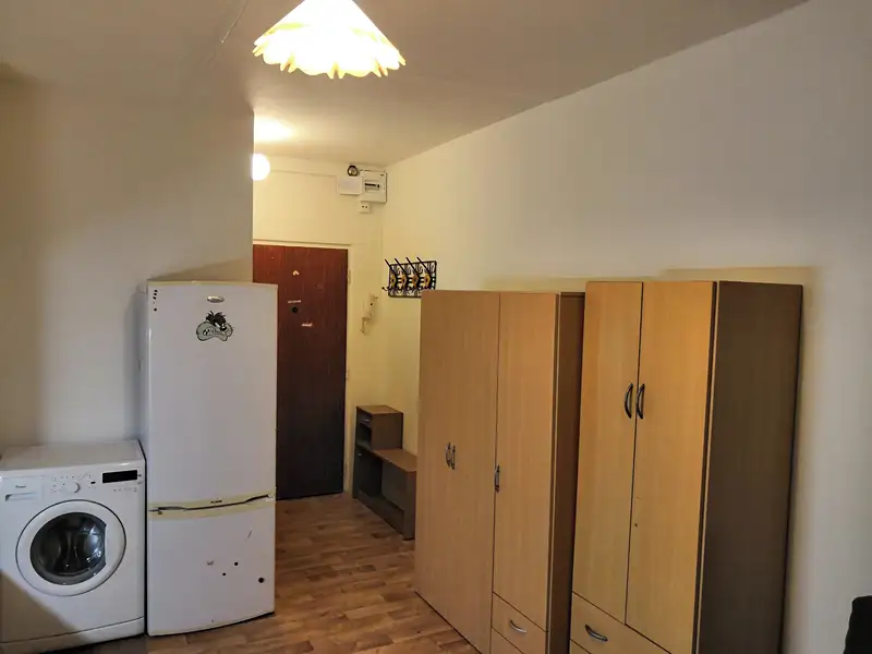 Pronájem bytu 1+kk 24 m², Ústí nad Labem – náhled fotky 2