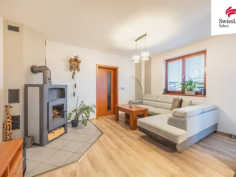 Prodej rodinného domu 120 m², pozemek 828 m², Dobré – náhled fotky 3