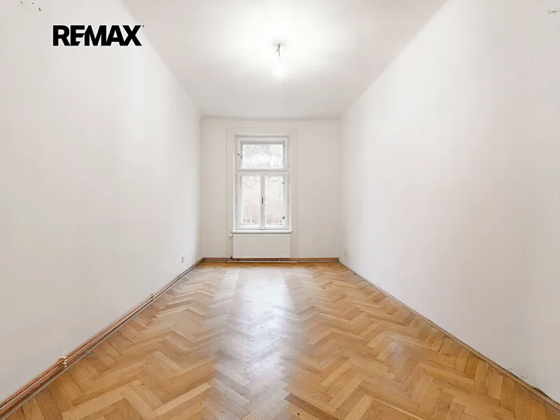 Prodej bytu 2+kk v osobním vlastnictví 37 m², Praha 5 - Smíchov