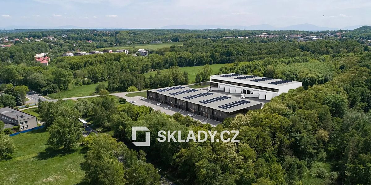 Pronájem skladového prostoru 1590 m² – fotografie 4