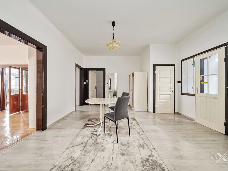 Комерційне приміщення на продаж, 932 м² (22 з 41)