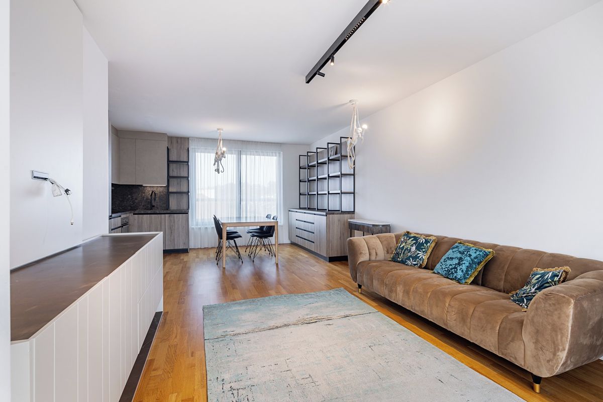 Pronájem bytu 3+kk 80 m² – fotografie 5