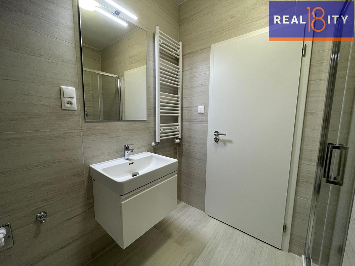 Pronájem bytu 1+kk 35 m² – fotografie 5