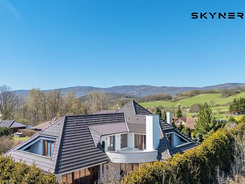 Prodej rodinného domu 584 m², pozemek 1655 m², Ústí nad Labem – náhled fotky 3