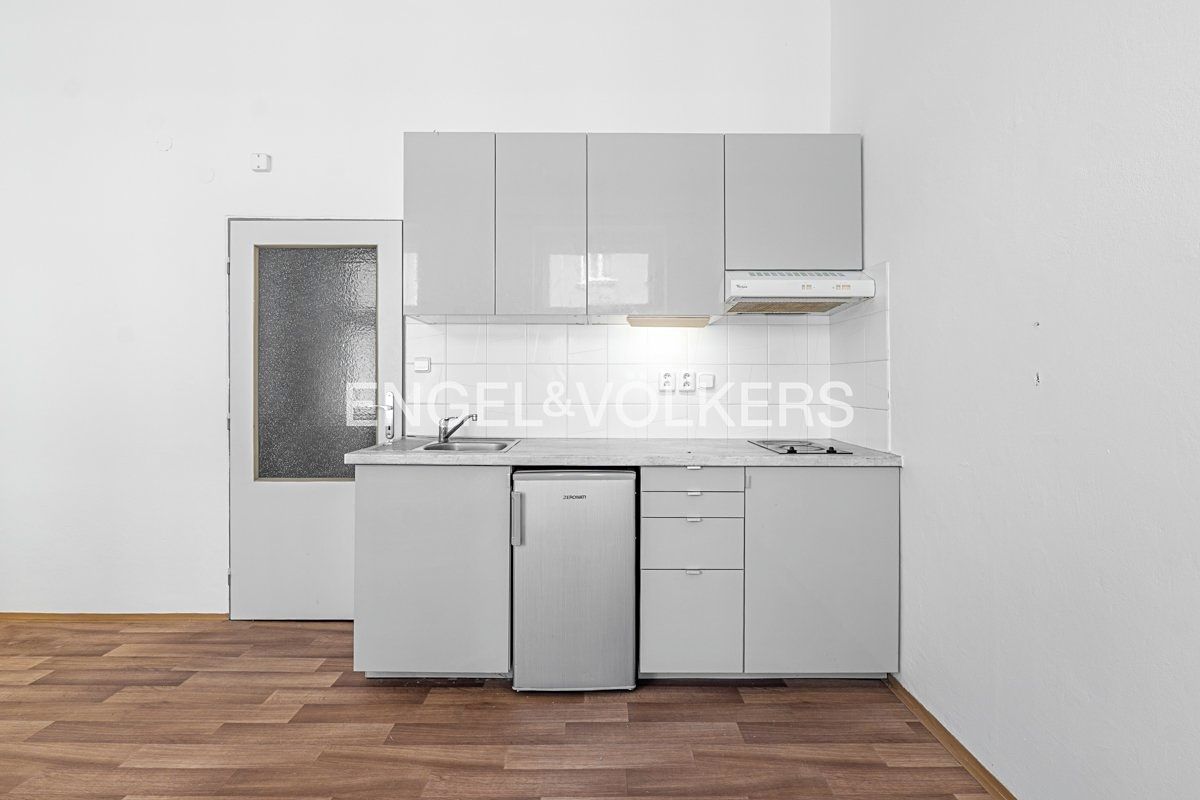 Pronájem bytu 1+kk 24 m² – fotografie 2
