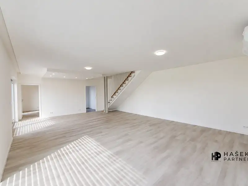 Prodej rodinného domu 143 m², pozemek 801 m², Tuklaty – náhled fotky 3