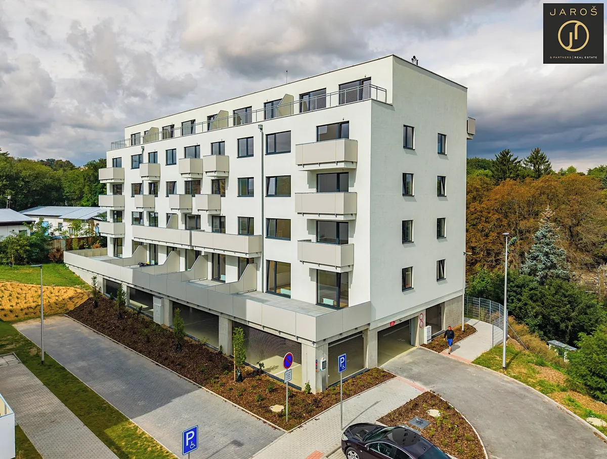 Prodej bytu 4+kk 92 m²