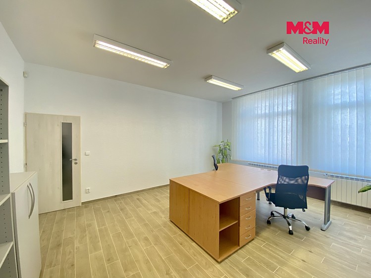 Комерційне приміщення в оренду, 26 м² (2 з 5)