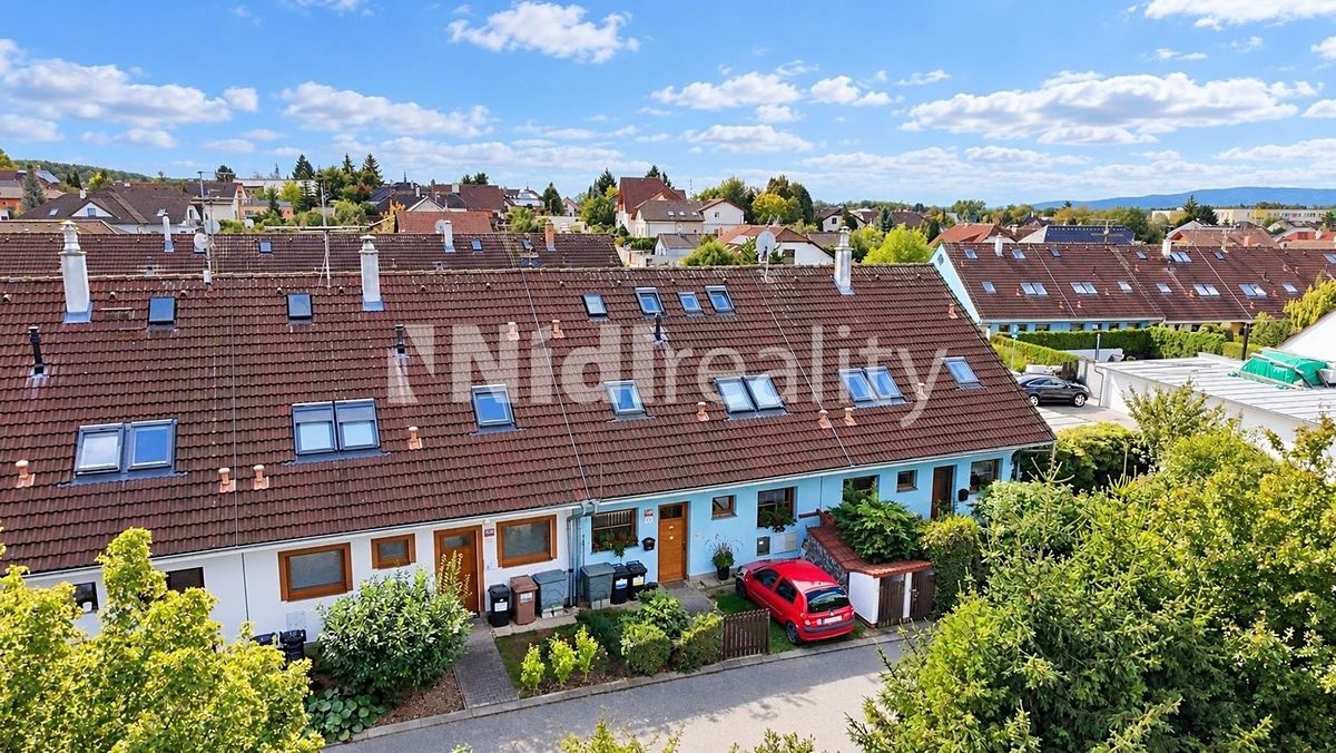 Prodej rodinného domu 160 m², pozemek 226 m²
