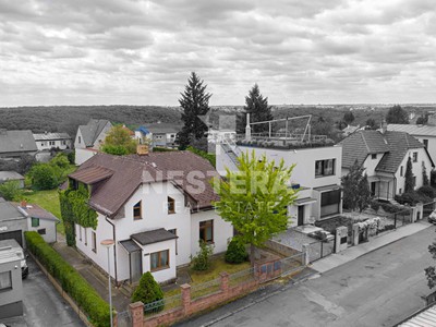 Prodej  rodinného domu 245 m², pozemek 736 m²