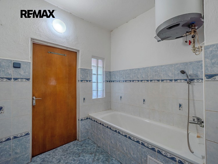 Prodej domu, 240 m² (17 z 43)