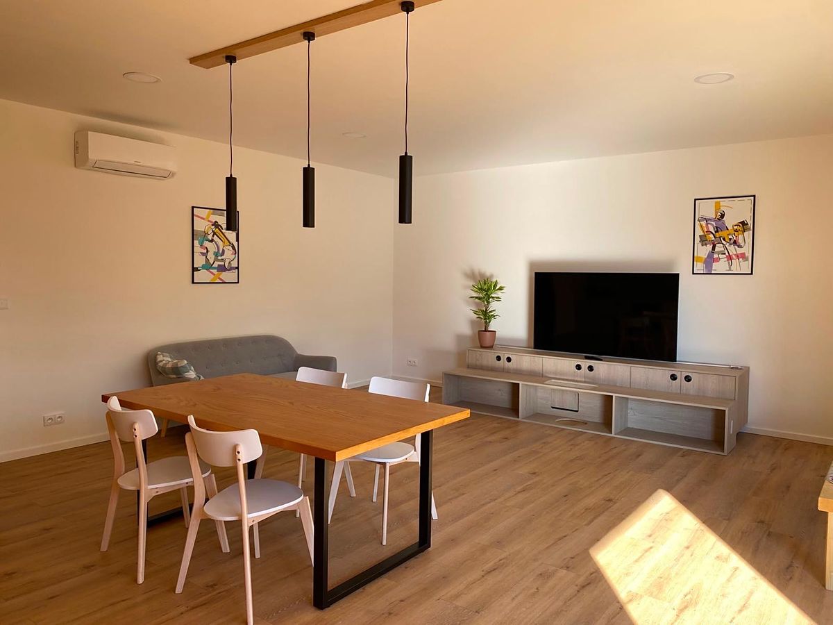 Pronájem bytu 4+kk 105 m² – fotografie 2