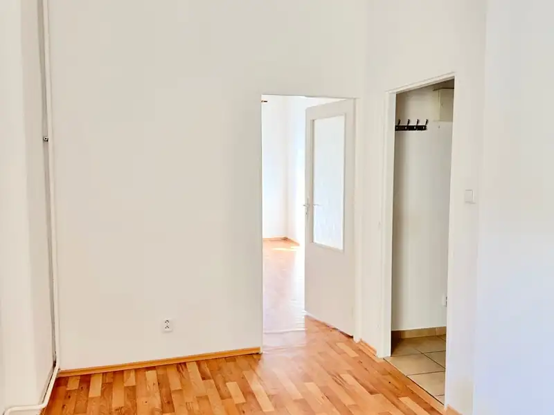 Pronájem bytu 1+1 36 m², Děčín – náhled fotky 2
