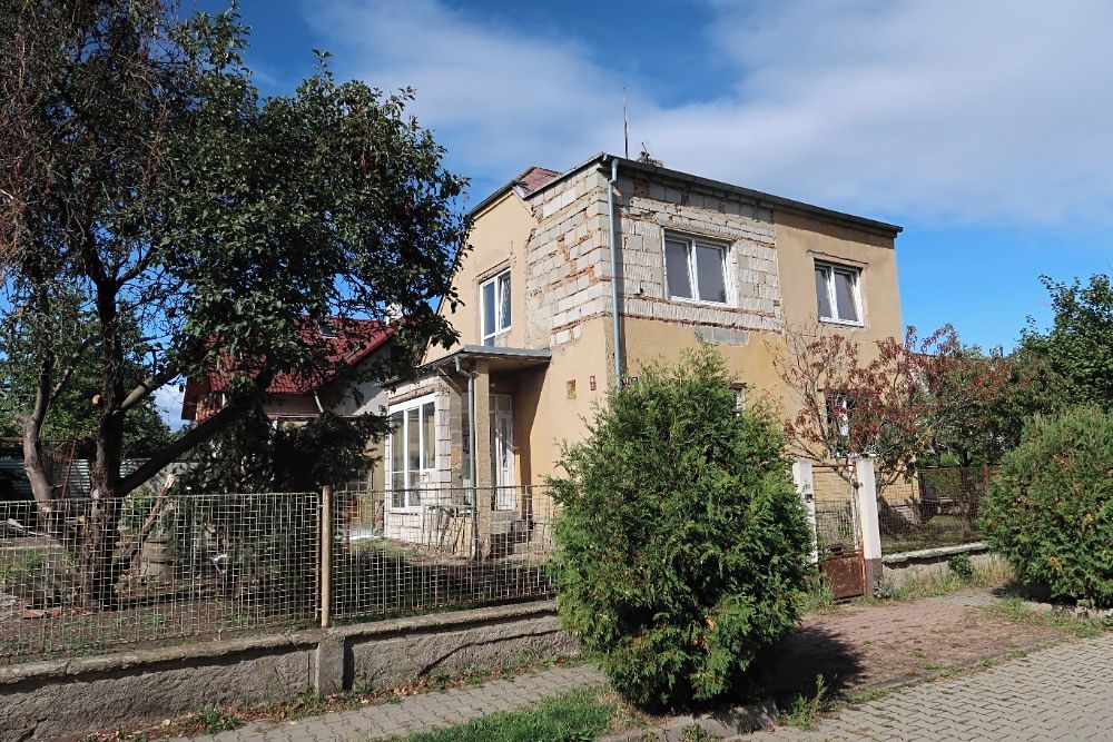 Prodej rodinného domu 150 m², pozemek 344 m² – fotografie 2