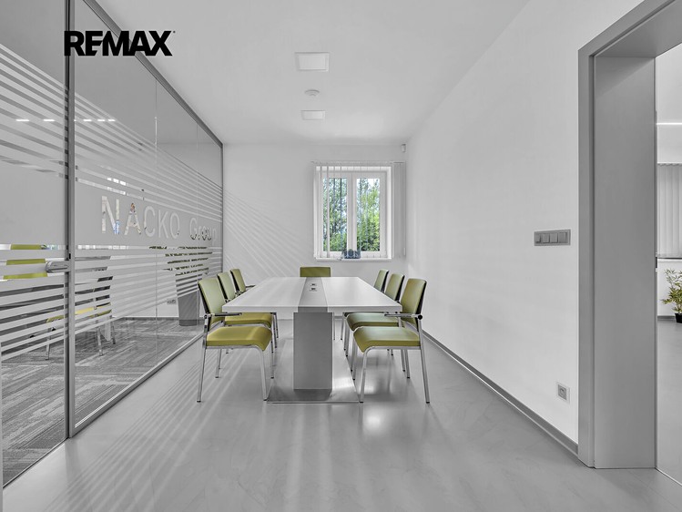 Комерційне приміщення в оренду, 160 м² (3 з 19)