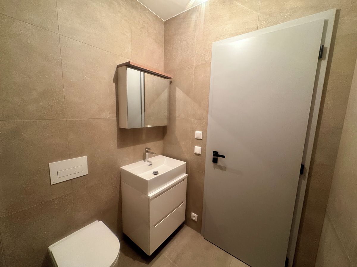 Pronájem bytu 2+kk 38 m² – fotografie 5