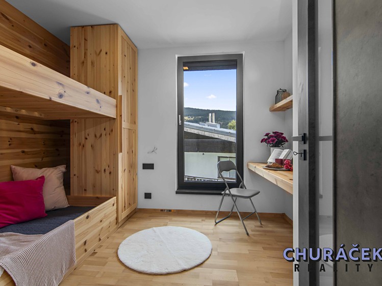 Prodej komerčního prostoru, 303 m² (37 z 79)
