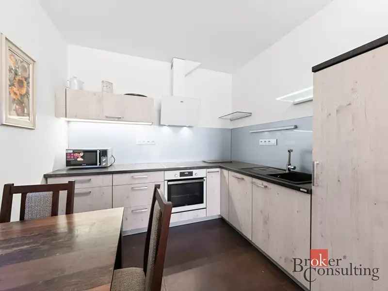 Prodej bytu 2+kk 51 m², Pohořelice – náhled fotky 2