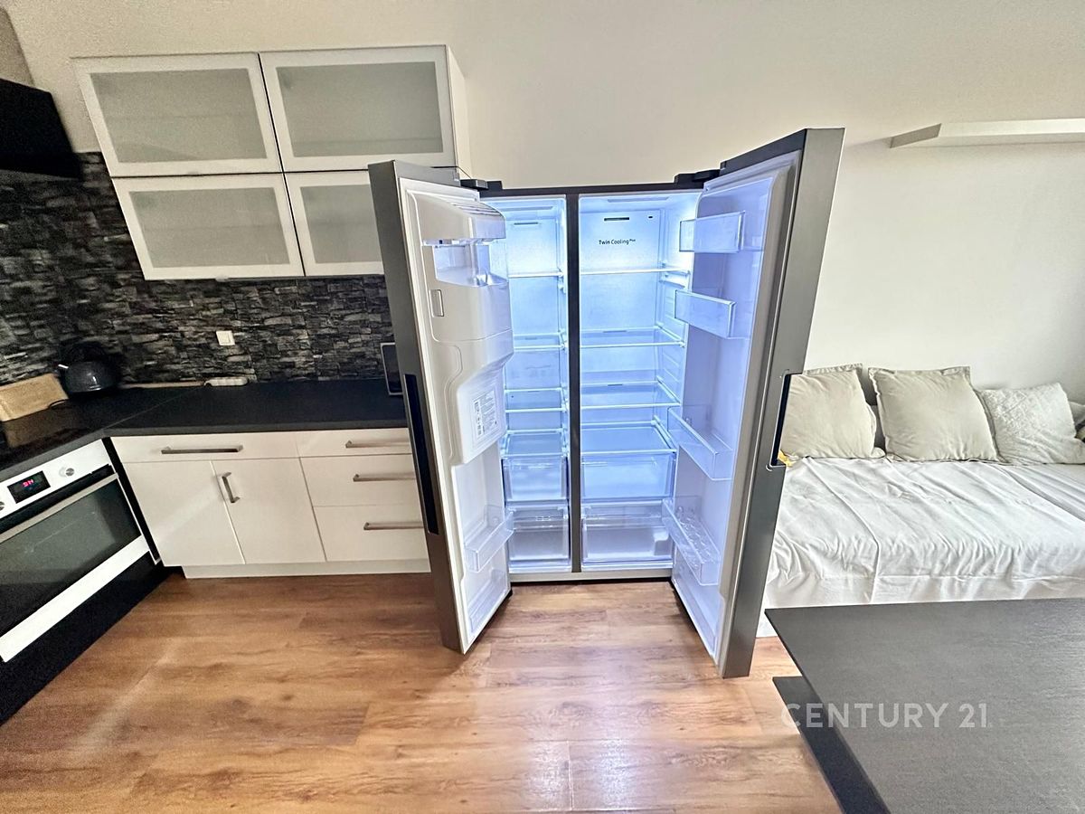 Pronájem bytu 2+kk 44 m² – fotografie 4
