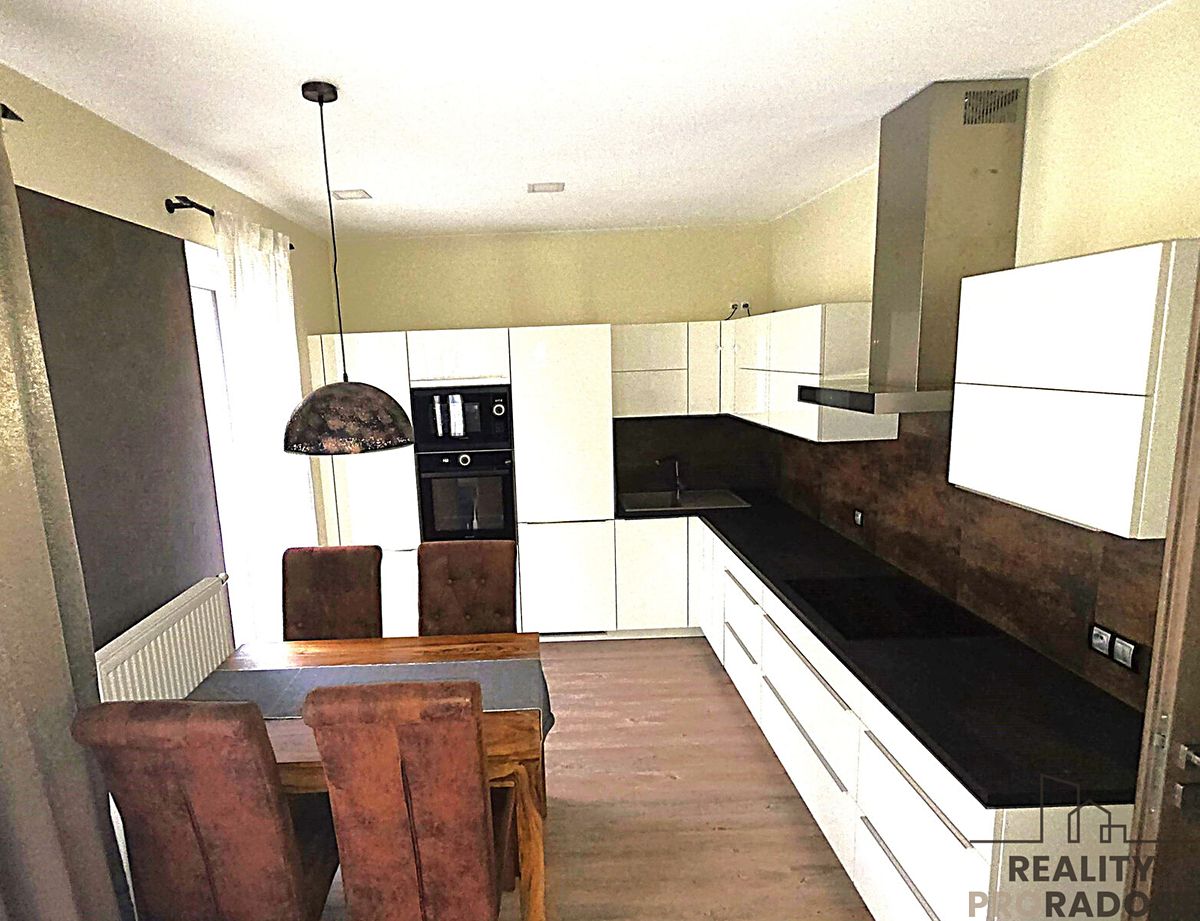 Pronájem bytu 2+kk 58 m² – fotografie 4